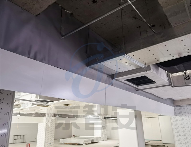 上封堵下电动翻板挡烟垂壁